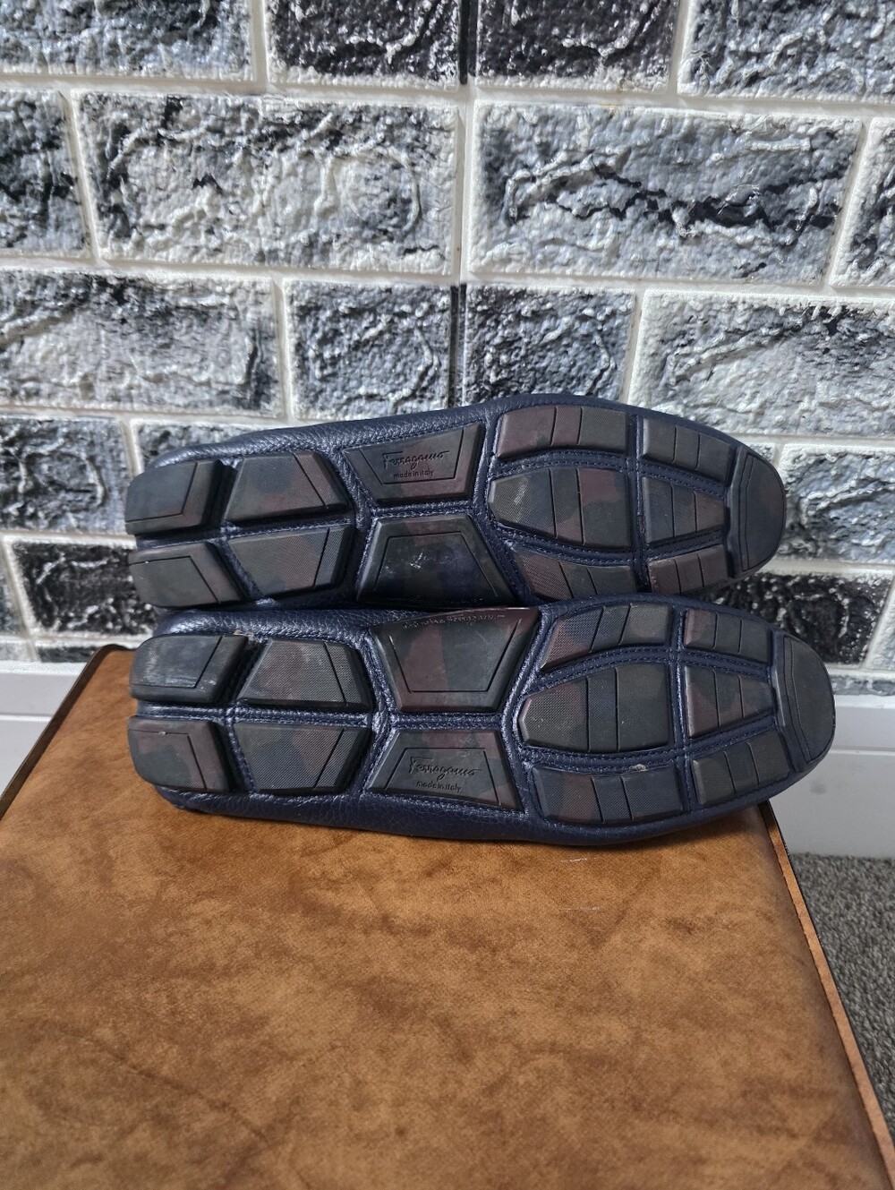 Salvatore Ferragamo Men's Navy Leather Loafers Size 9.5 - Picture 6 of 13